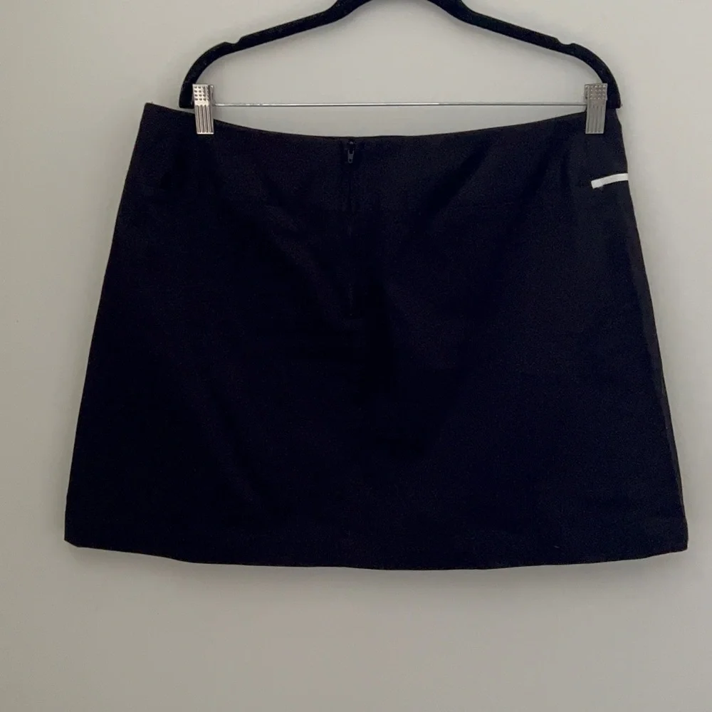 Mid Rise Bow Mini A-Line Skirt